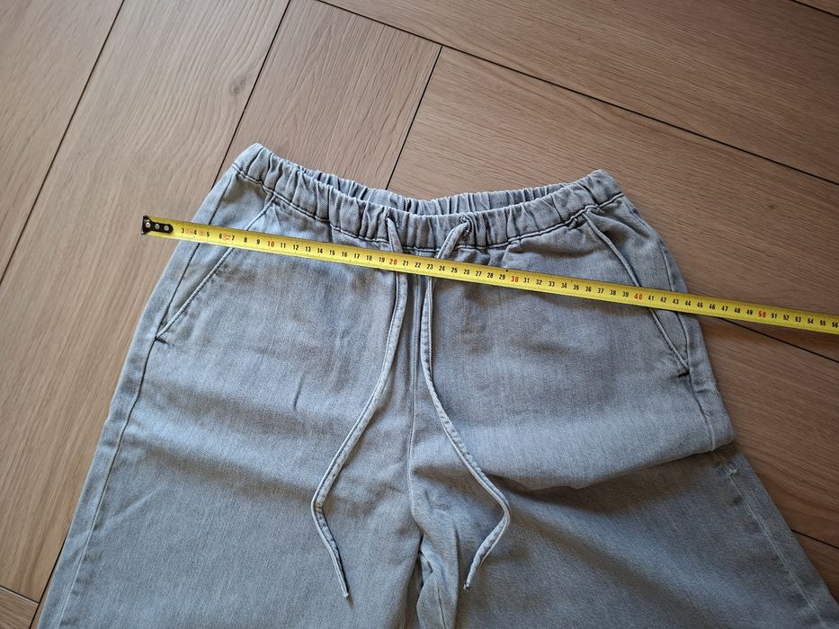 Nowe jeansy typu szwedy