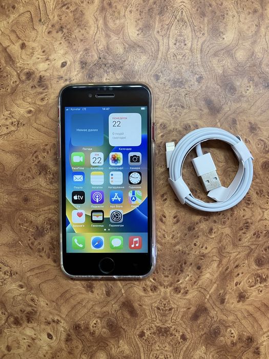 Iphone 8 64 gb неверлок , 100% батарея. Red все симки