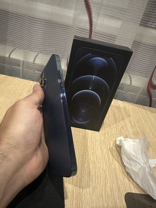 Продам Iphone 12 Pro Max