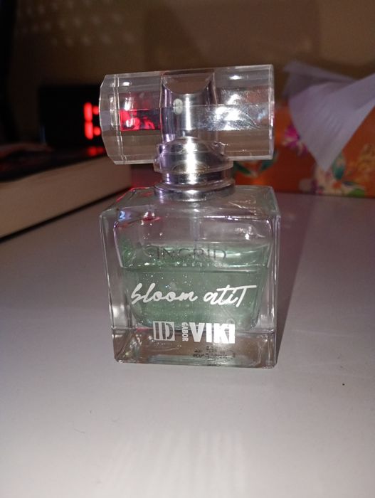 Perfumy "bloom atit" Viki Gabor