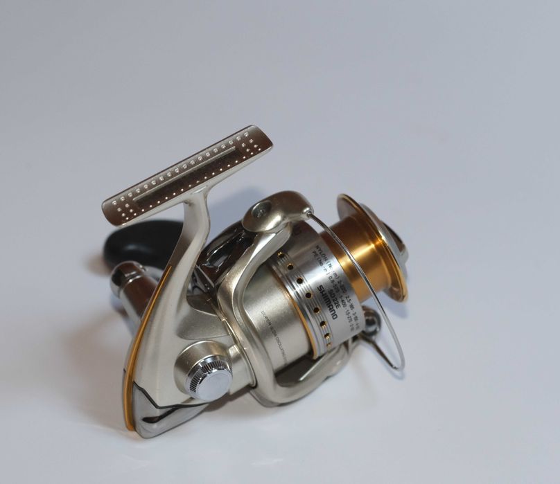 Kołowrotek Shimano Twin Power 3000 C Mg