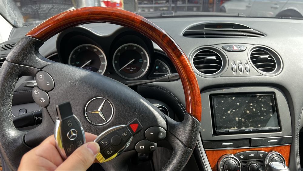 Dorabianie i kodowanie kluczy samochodowych z dojazdem do klienta.