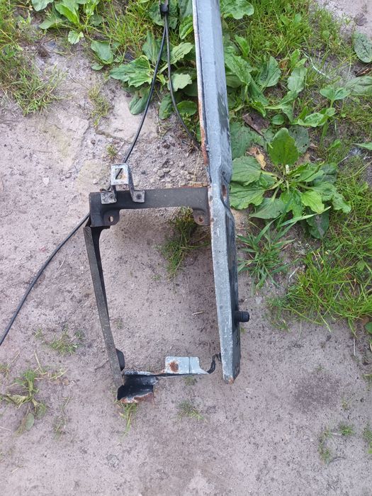 Телевізор с панелью