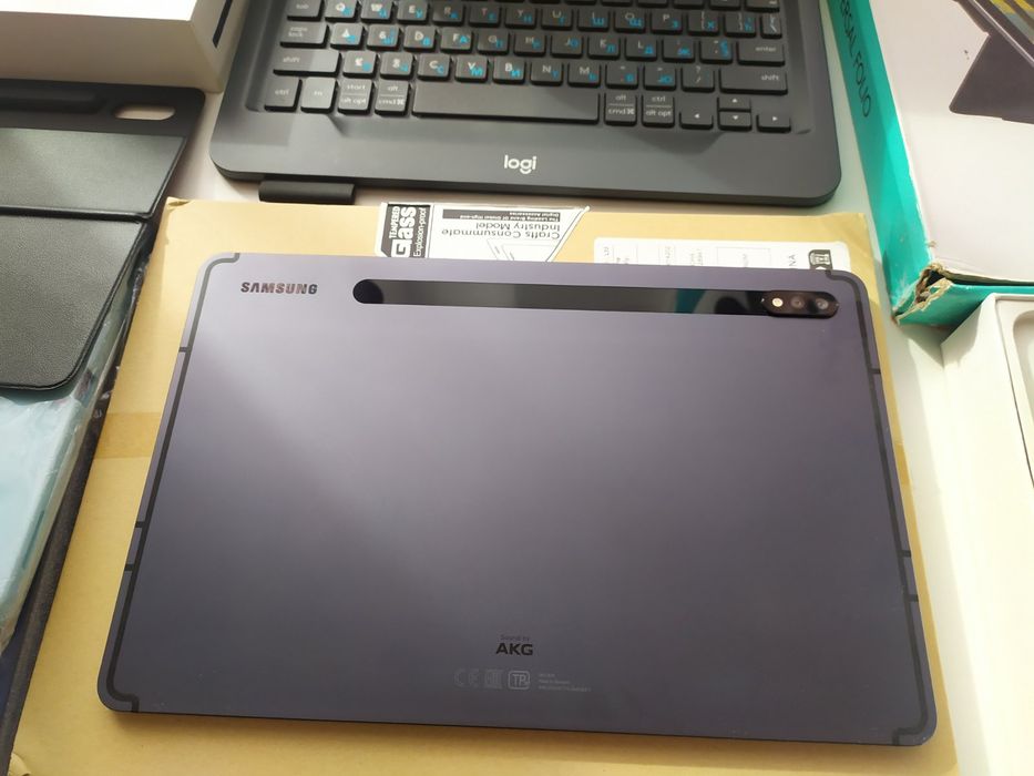Samsung Galaxy Tab S7 11" 6/128GB LTE + Клавіатура  + Скло+3 чехла.