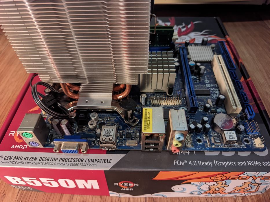 Комплект Asrock G41M, Xeon x5460, Gammax 300, ddr3 8gb 1333