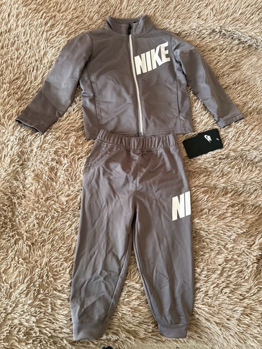 Спортивний костюм nike найк дитячий 86-92 розмір