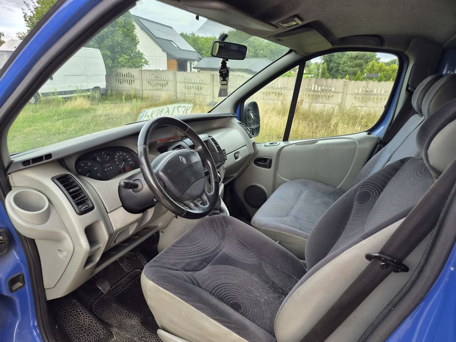Renault Trafic 1.9 dCi 2003 rok- powypadkowy