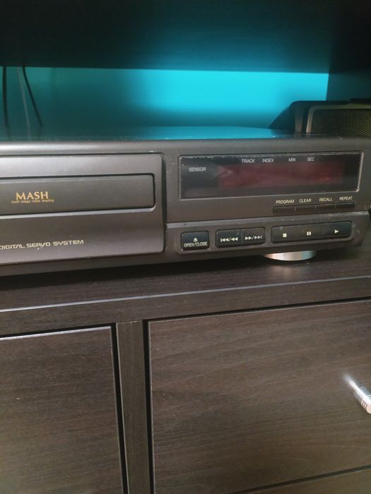 Odtwarzacz CD Technics