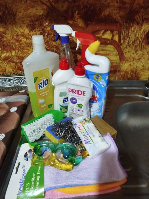 Уборка жытла. Готовлю еду