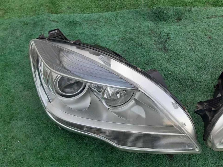 Óticas/Faróis Mercedes-Benz R w251