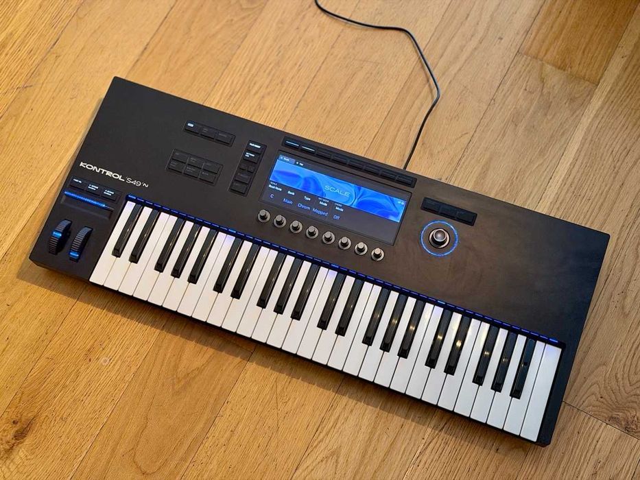 Native Instruments Kontrol S49 MK3 - Como Novo (só usado em casa