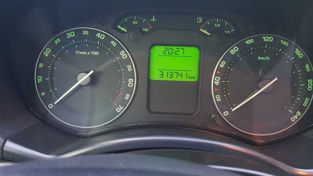 Шкода Октавія A5 2,0 FSI