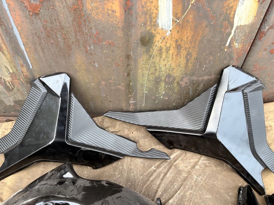 Geon cr6s Боковой пластик , хвост , крыло , бак