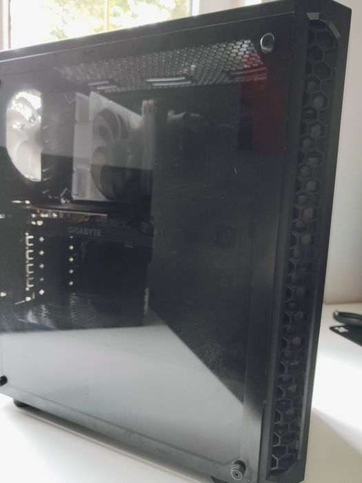 Komputer do gier GTX1660 SUPER i5 9400F