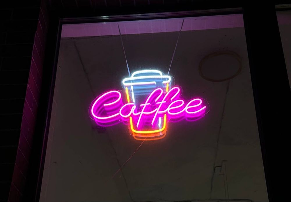 Меблі для кафе / кавʼярні