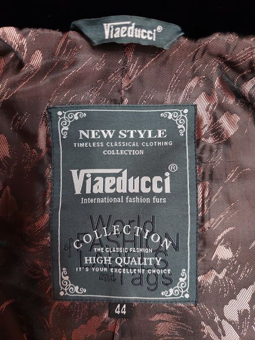 Шуба из мутона и норки