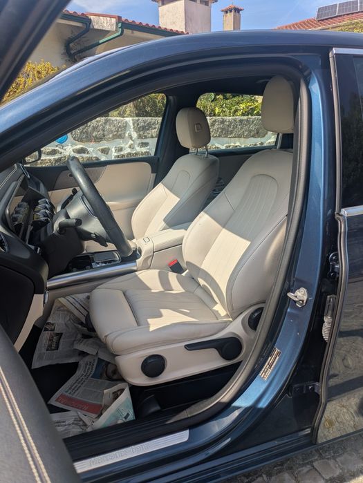 Mercedes Benz B 200 8G-DCT Progressive