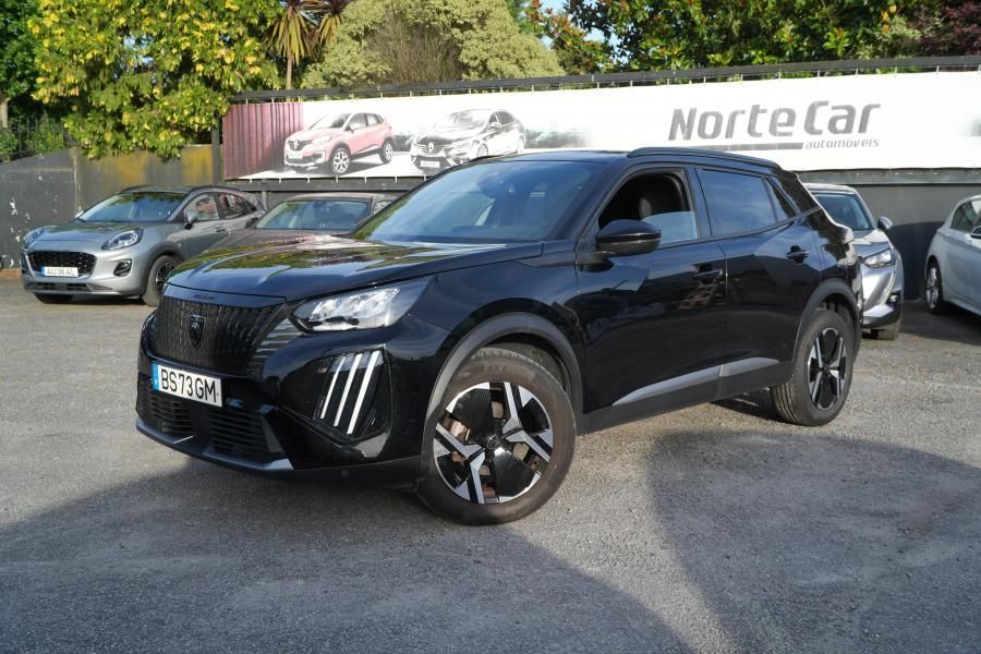 Peugeot 2008 PureTech 130 EAT8 Allure Pack