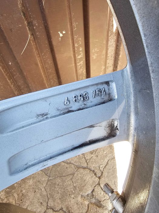 Felgi Aluminiowe z Oponami Letnimi BMW 20 Cali Rozstaw 5x112 Et40