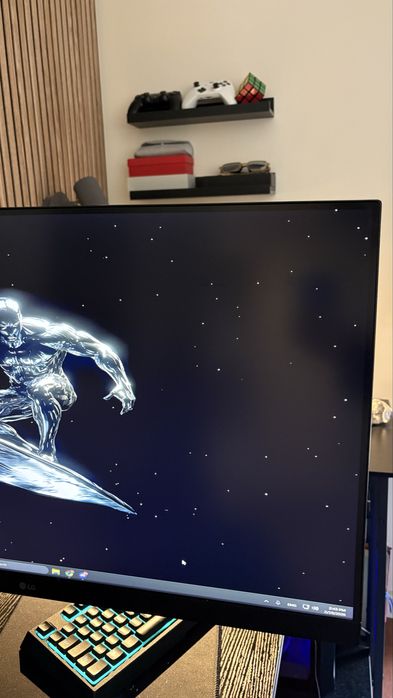 Monitor LG 31.5" UltraGear FHD 32GN600