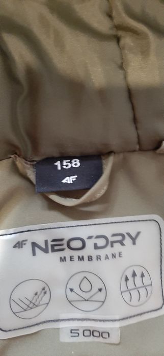 Sprzedam kurtkę 4F