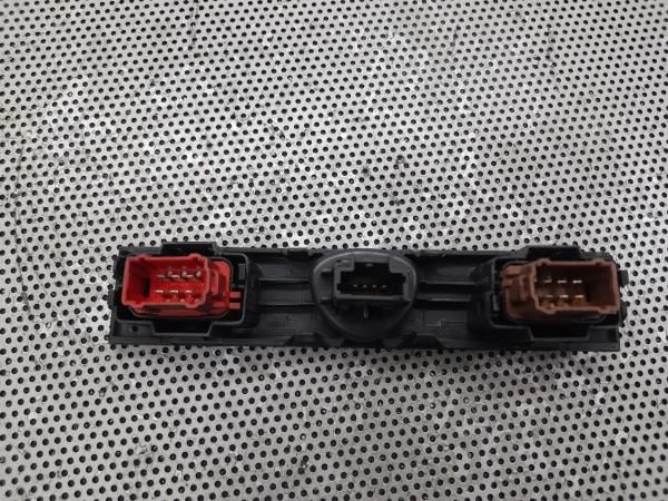 Botão / interruptor trancar portas RENAULT Clio II Société (SB0/1/2_)