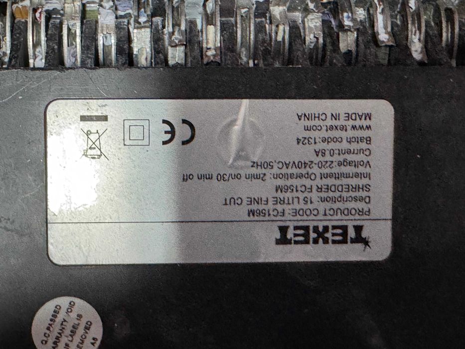 Niszczarka dokumentó Texet A4 + 15 litrowy pojemnik