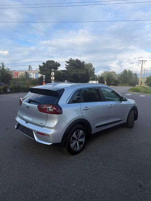 Kia Niro LX Hybrid 2019