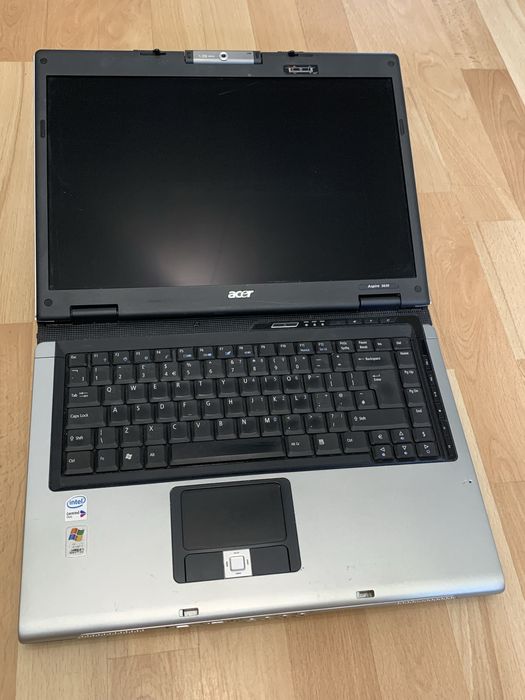 Stary laptop Acer Aspire 5630 windows XP