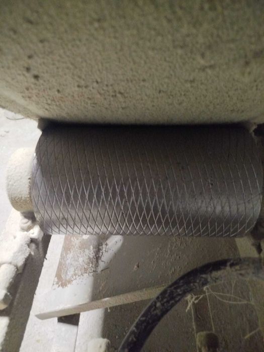 Gniotownik do zboża młynek