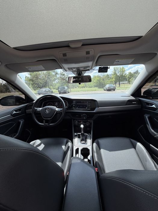 Volkswagen jetta 2019