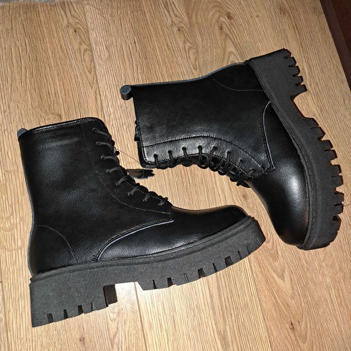 Buty zimowe damskie