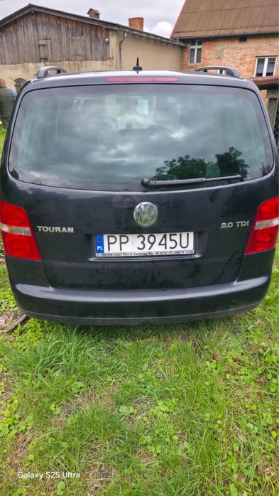 VW TOURAN.