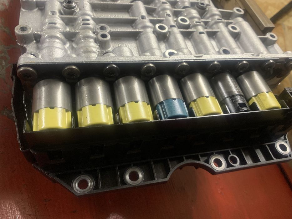 У Продажу Гідроблок 6HP19