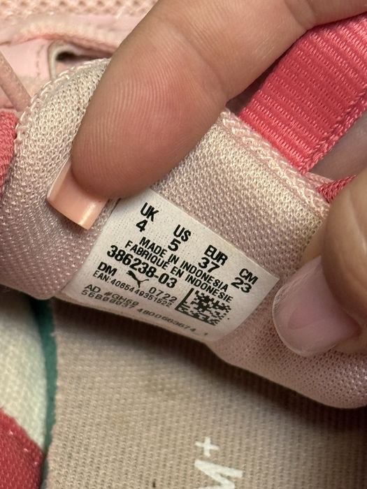 Кросівки puma рожеві