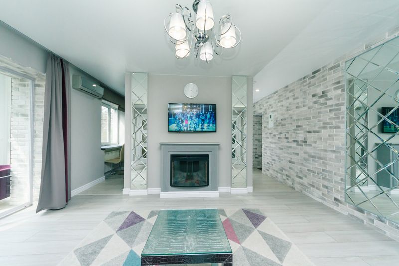 Посуточно,Свет Есть.Бульвар Леси Украинки 10 Гулливер