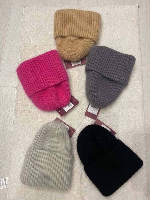 Тепла в’язана шапка ангора 60% з підкладкою, подвійна.  Жіноча шапка