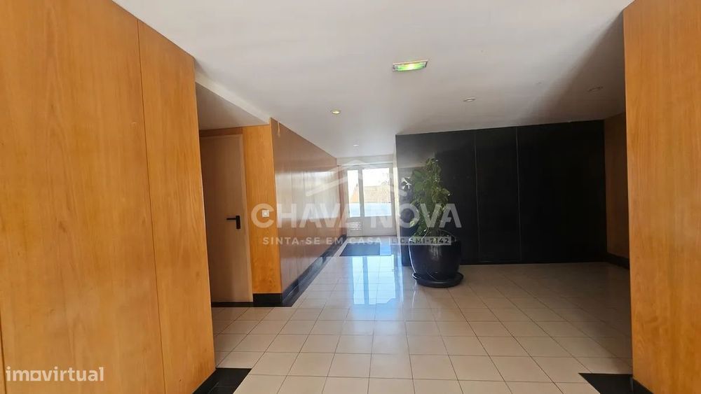 Apartamento T2 c/ Garagem Box em Ermesinde