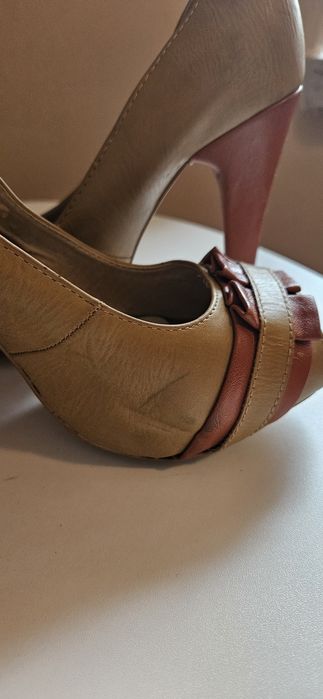 Szpilki buty na obcasie żółte