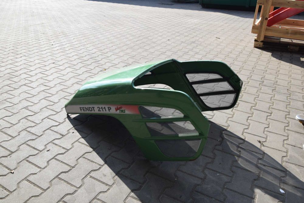 Używana maska silnika Fendt 211 P Vario TMS – oryginał