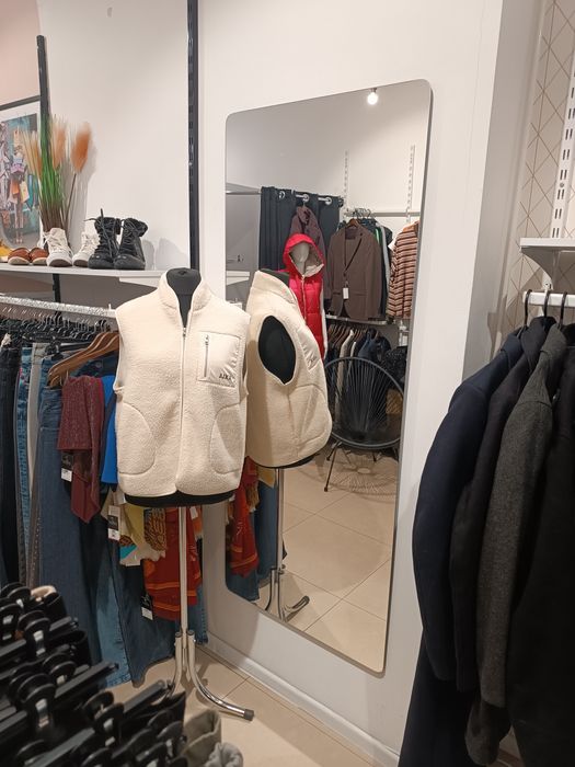 Lokal handlowy z wyposażeniem Gdynia ul. Starowiejska 28A