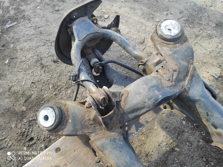 VW passat B5 wózek tylny tył belka 4motion 4x4 zdrowy ładny