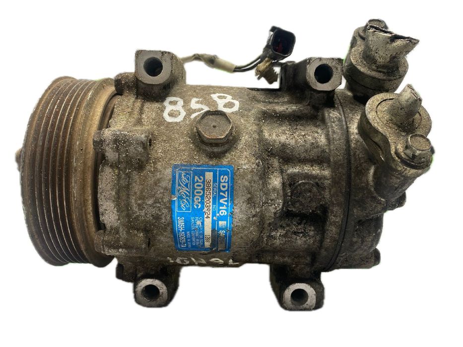 Compressor AC VOLVO V50 (MW)