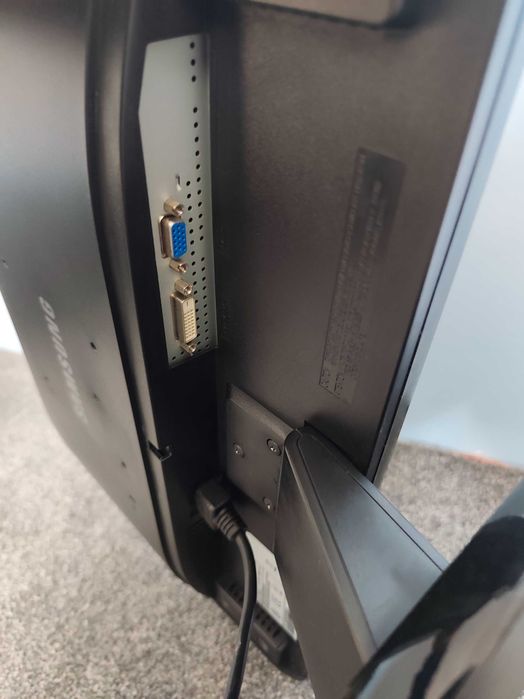 Samsung SyncMaster 226 BW