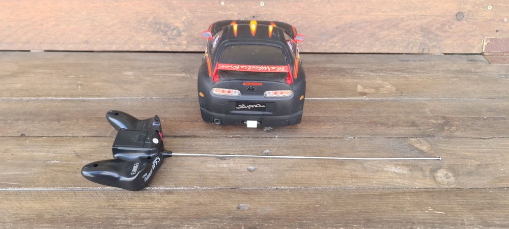 Carro telecomandado nikko