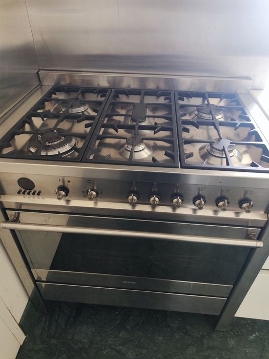 Vendo-Fogão semi industrial com exaustor