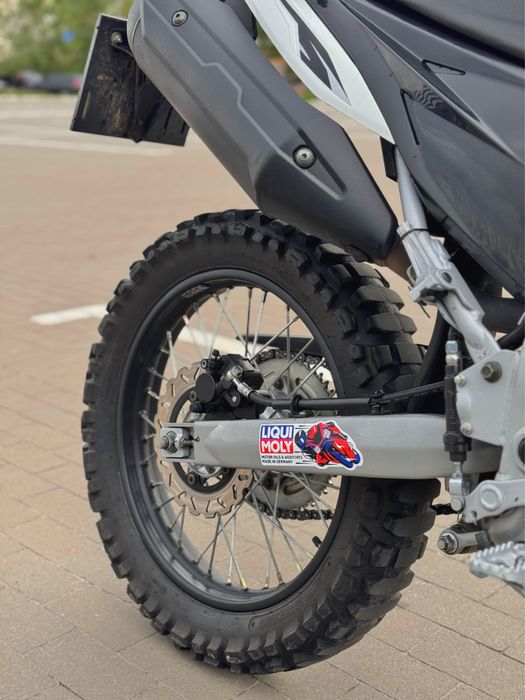 Продам мотоцикл LONCIN LX300 gy