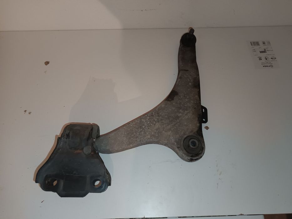Braço suspensão dianteiro esquerdo volvo v60
