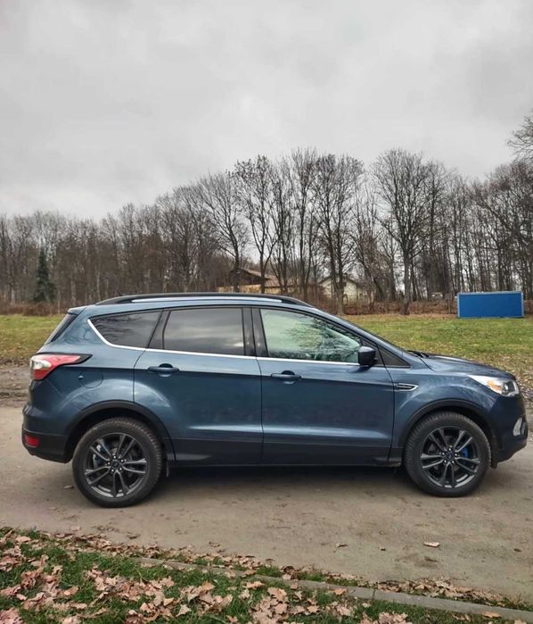 Ford Escape Titanium 2.0 EcoBust 2018