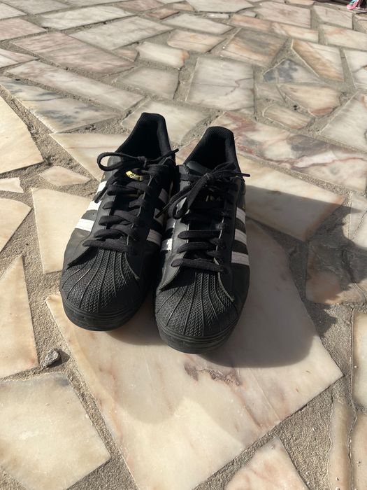 Adidas Superstar